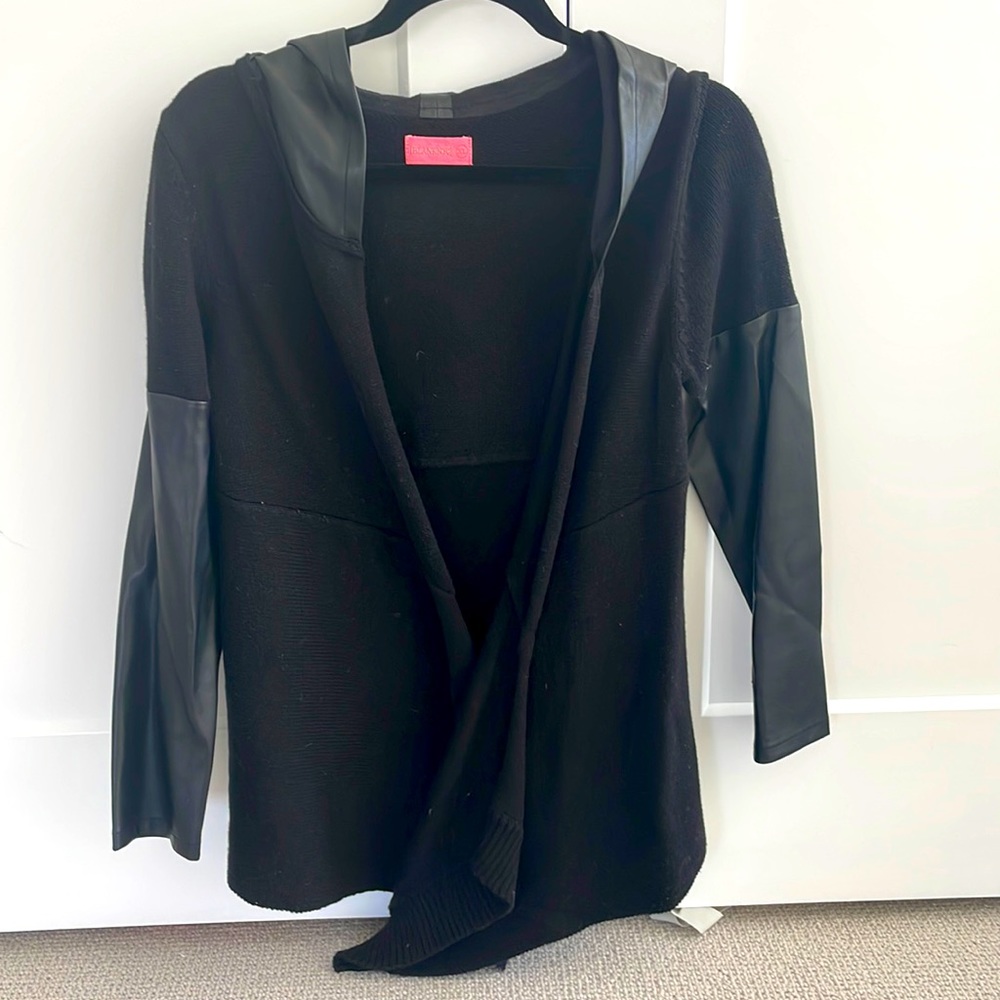 BlankNYC XL sweater with leather arms